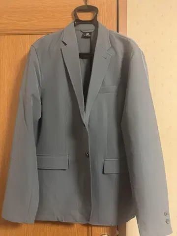 뉴발란스 THE CITY 남성용 자켓 AMJ35032