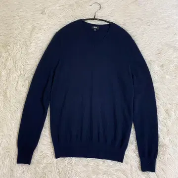 유니클로 캐시미어 100% 니트 스웨터 V넥 M 네이비 남성용