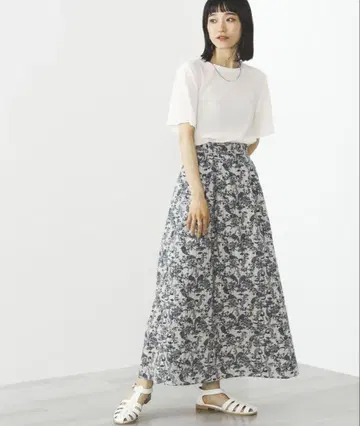 BEAMS HEART 페이즐리 무늬 롱 스커트