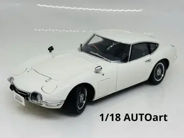 1/18 AUTOart 도요타 2000GT 대형 모델