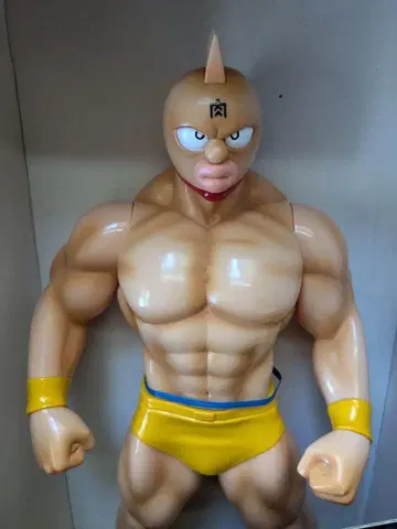 근육맨 빅 소프트 비닐 노랑 팬츠 ver. 미개봉 절판 로망당 로망당