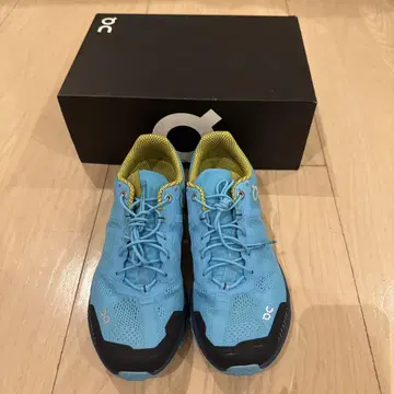 온 On 클라우드벤처 스니커즈 24.5