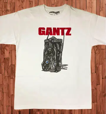 미착용 [ GANTZ ] 오카하치로 T셔츠 화이트 L 사이즈