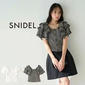 SNIDEL 스나이델 스퀘어 슬리브 블라우스