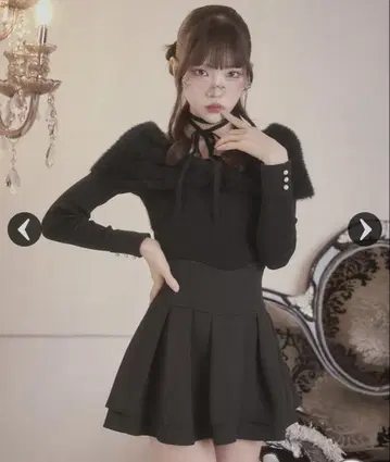 미셸 마카롱 michellMacaron 슬림 레그 스커트 블랙 xs