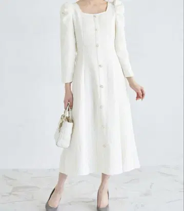 tocco closet 펄 장식 단추 부착 파워 숄더 라메 트위드 원피스