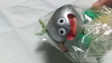 메탈 슬라임 피규어