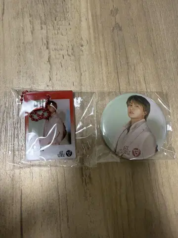 시라하마 아란 캔뱃지 클리어 참 세트