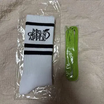 Mrs. GREEN APPLE 신발끈 & 삭스