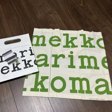 marimekko 토트백 100% 오가닉 코튼 핀 배지 그린