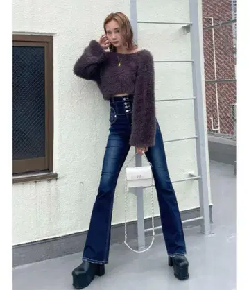 슈퍼 하이웨스트 플레어 바지