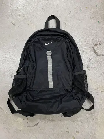 90s NIKE 나이키 백팩 블랙 센터 로고 자수 y2k