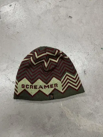 SCREAMER 니트 모자 비니 y2k 보더 올 패턴 카키 한국
