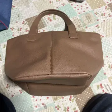 브라운 토트백