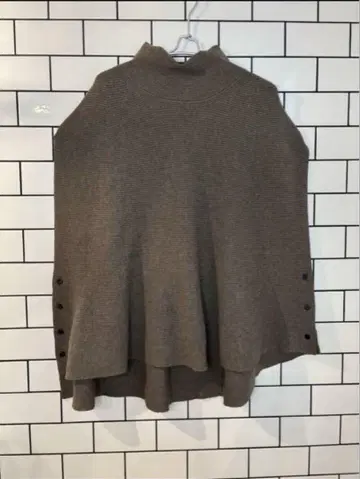 [ BEAUTY&YOUTH ] 새상품급 판초 스타일 하이넥 니트 스웨터!