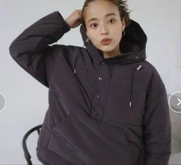 다크 퍼플 후드 부착 풀오버 trunc88