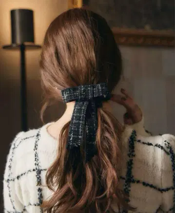 herlipto Tweed Ribbon Chouchou