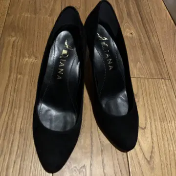 미사용 23.5 다이애나 블랙 펌프스