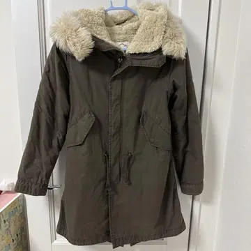 ROOMY'S PICTURE 후드 부착 모즈 코트