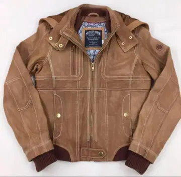 브라운 가죽 자켓 후드 부착