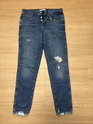 ZARA MAN 데미지 가공 스트레이트 데님