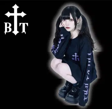 brittle 롱 T