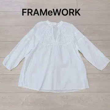 FRAMeWORK 프레임워크 자수 7부 소매 블라우스 풀오버 a49