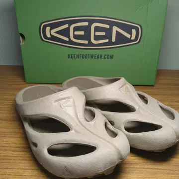 185-40 KEEN SHANTI 샌들 23.5cm