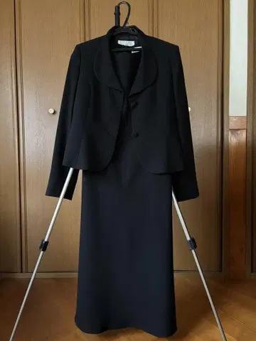 ATSUKI ONISHI 예복 (9호)