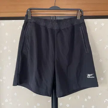 Reebok eightyone 숏팬츠 하프 팬츠