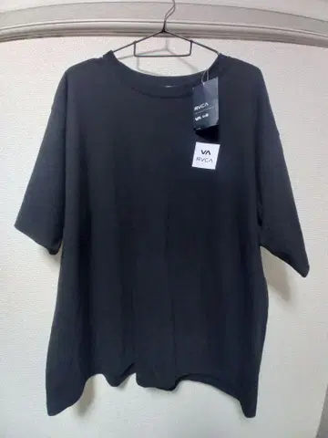 RVCA(루카) 블랙 T셔츠 미사용 새상품