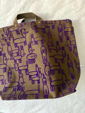 신출시 미나 페르호넨 토트 새상품 M