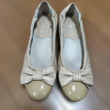 긴자 카네마츠 우천용 펌프스 23cm