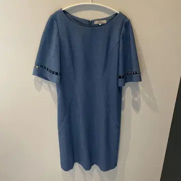Viaggio Blu 반팔 무릎 기장 원피스