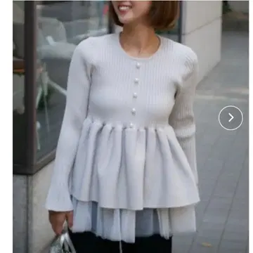 튤 플레어 풀오버 베이지 핏모어 bebeod 좋아하는 분