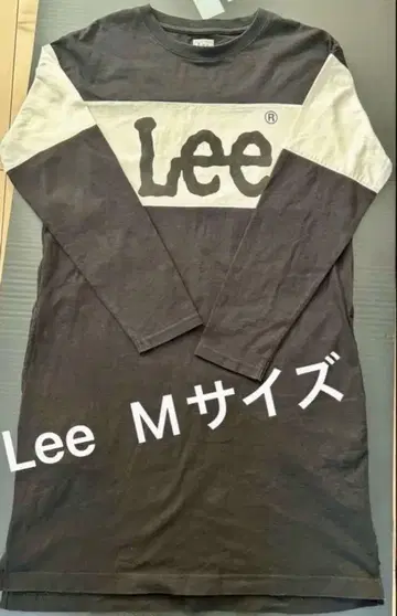 Lee 긴팔 티셔츠 M 사이즈 블랙/화이트 양쪽 사이드 포켓 포함