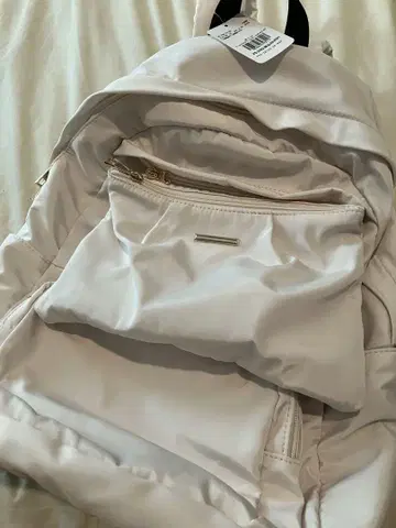 잇츠데모 백팩 화이트