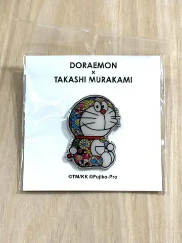 무라카미 다카시 도라에몽 핀즈 핀 배지 새상품 kaikaikiki 정품