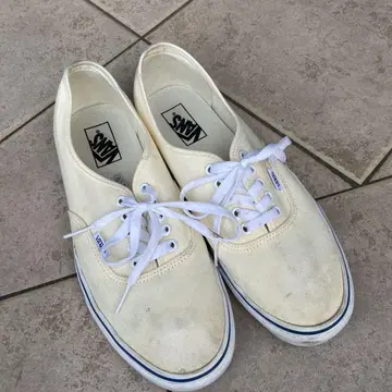 VANS 화이트 스니커즈