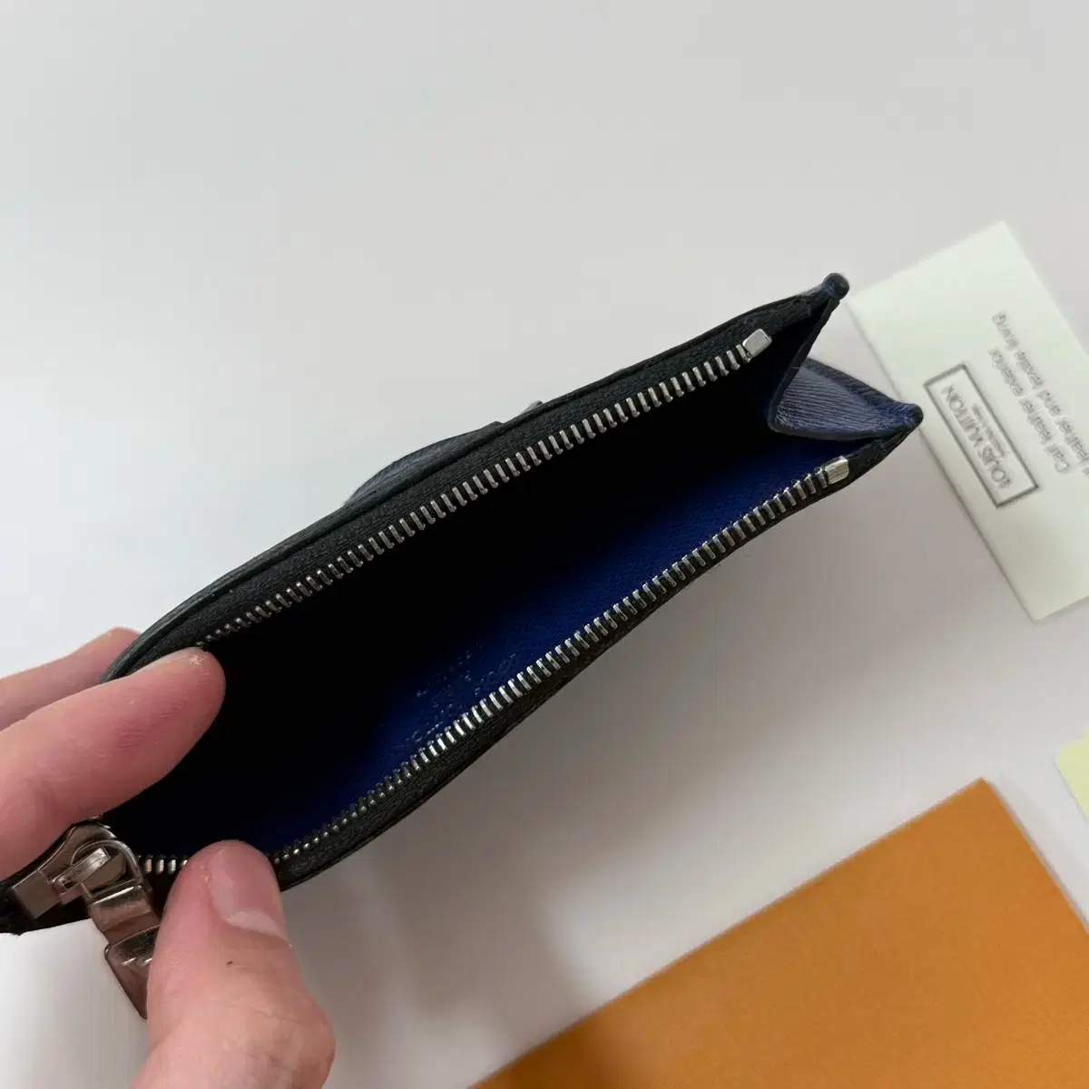 루이비통 코인홀더 카드지갑 코발트블루