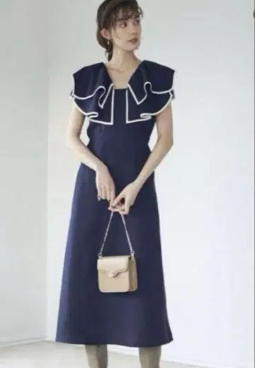 SNIDEL 스나이델 파이핑 원피스 NVY 00 사이즈