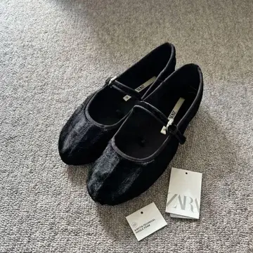 ZARA 인조 모피 발레리나 신발