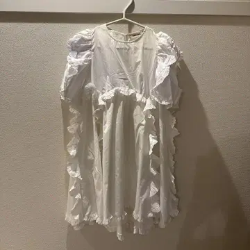 코코딜 블라우스