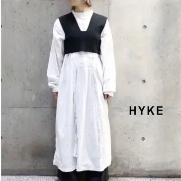 HYKE 블랙 니트 베스트 V넥