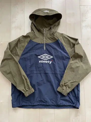 엄브로 아노락 자켓