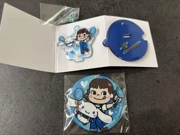 후지야 페코짱 시나몬 시나모롤 아크릴 키링 캔뱃지