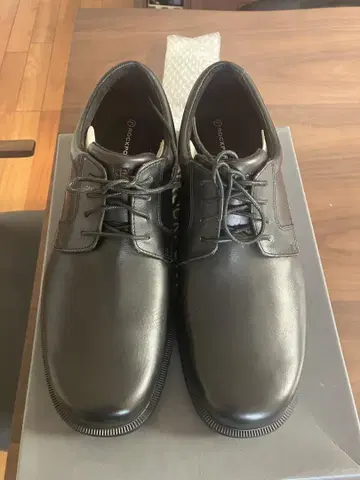 가격 인하 미사용 새상품 락포트 ROCKPORT K58457 27.5cm