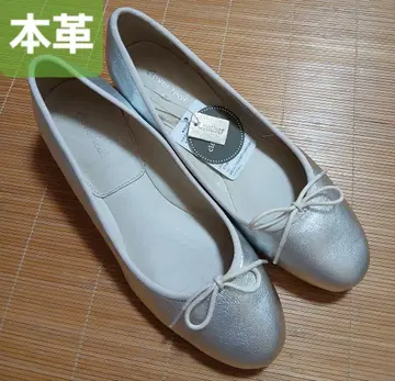새상품 천연 가죽 펌프스 발레 슈즈 가죽 실버 플랫슈즈 은