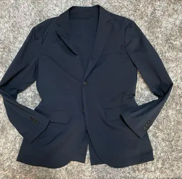 새상품급 UNIQLO 감동 자켓 테일러드 스트레치 M 네이비