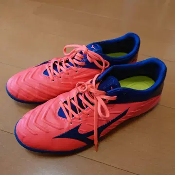 MIZUNO REBULA 풋살화